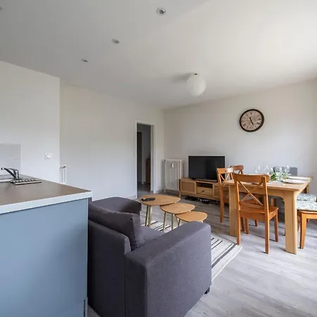 La Revelliere - Wifi - Parking - Balcon Apartman